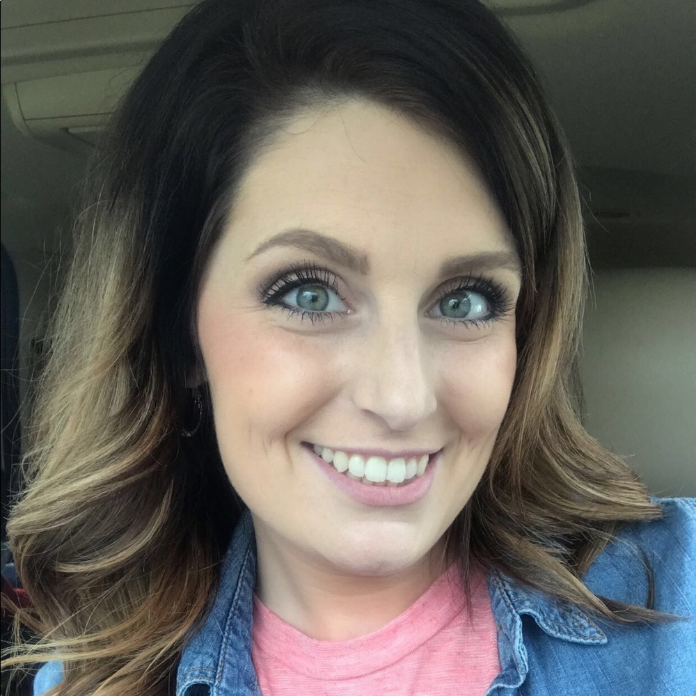 Meet your Posher, Brooke